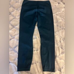 Women’s Banana Republic factory size M leggings.  Teal green.  Like new.